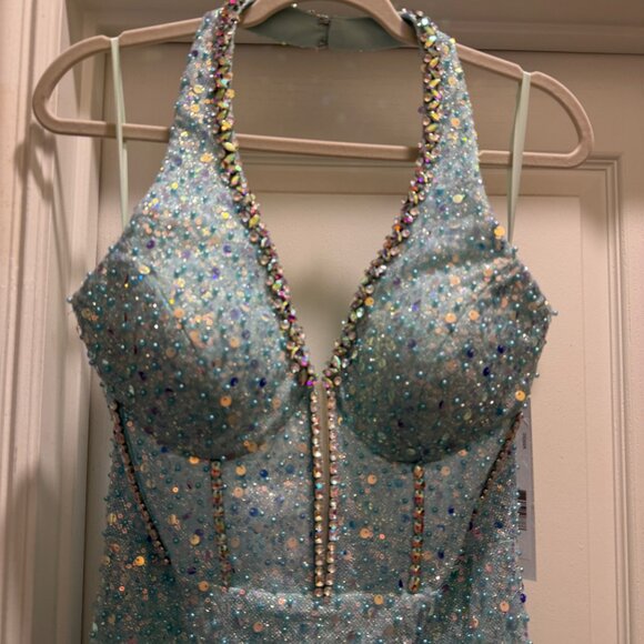 Jovani Light Blue Sparkling Halter Beaded Gown with Lace-up Back Size 6 NWT - Picture 5 of 10